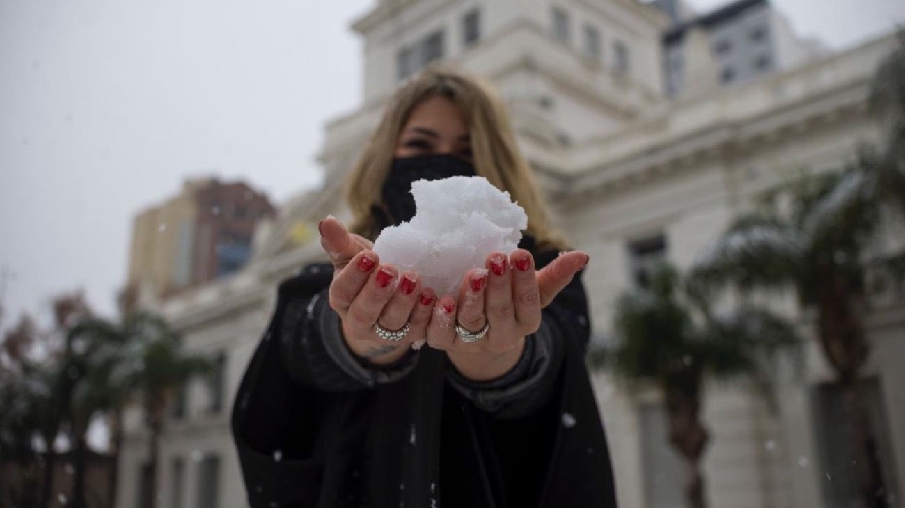 Río Cuarto (Córdoba) bajo la nieve.