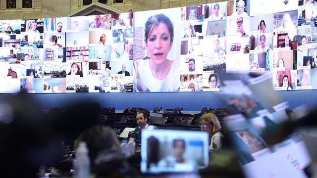 Para Fernanda Vallejos, Argentina "tiene la maldición de exportar alimentos"