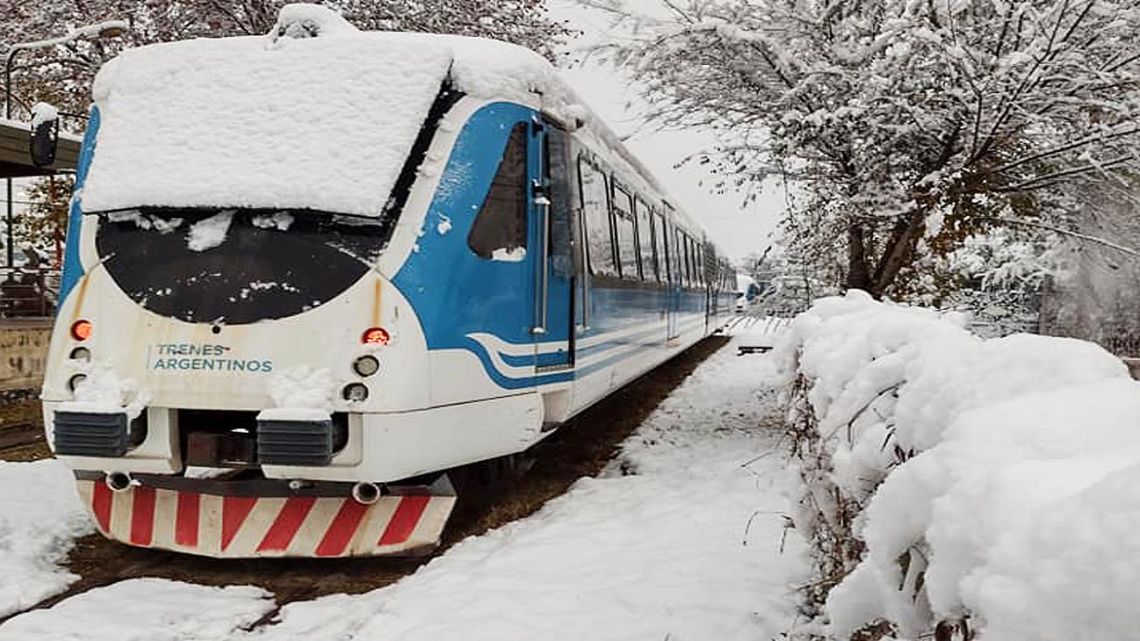 Snow fell this week in Córdoba Province to the delight of residents.
