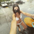 La China Suárez paseó en bikini por las calles de Miami
