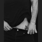 tatuaje pelvis Ricky Martin