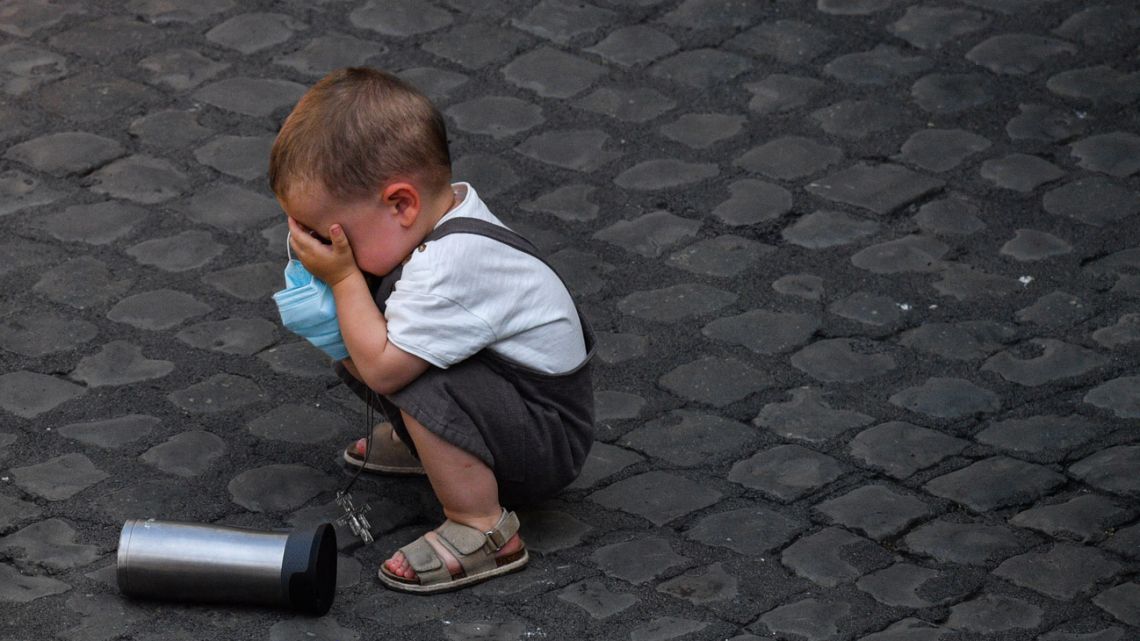 A toddler pictured during the Pope's weekly general audience at San Damaso courtyard on June 16, 2021 in The Vatican.