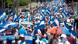 La multitudinaria marcha que salió a reclamar por las detenciones arbitrarias de Ortega en Nicaragua, entre las que se cuenta la de Arturo Cruz.