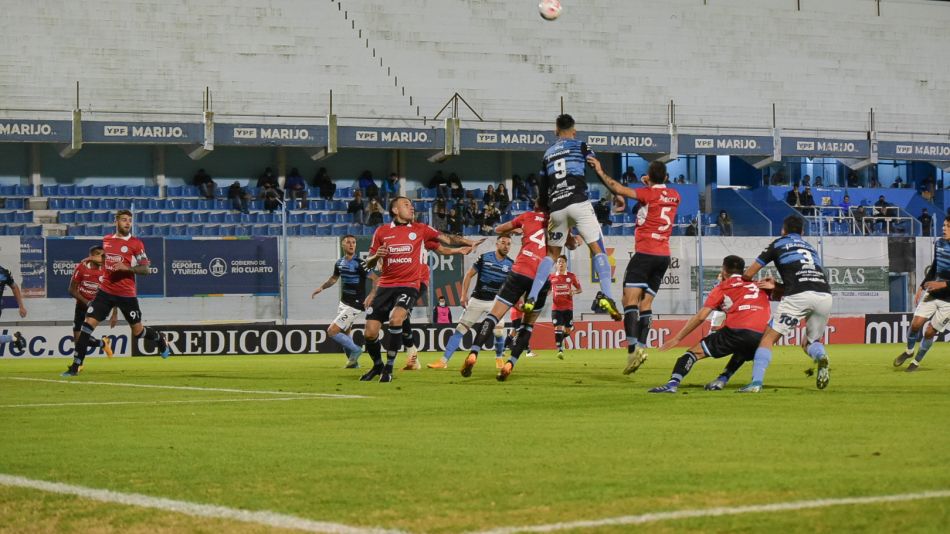 Estudiantes-Belgrano