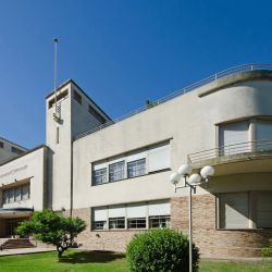 Gracias a que fue declarada Monumento Histórico Nacional, la sede social ha sobrevivido y es testigo de una rica historia.