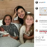Gal Gadot presentó por primera vez a hija junto a toda su familia