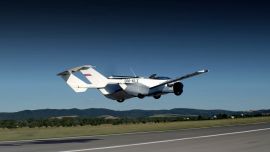 El AirCar es un modelo híbrido, que claramente se parece a un auto con alas y la verdad es que no dista mucho de eso.