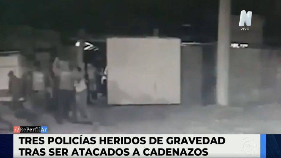 Córdoba - Dos policías fueron heridos cuando desarticulaban una fiesta clandestina