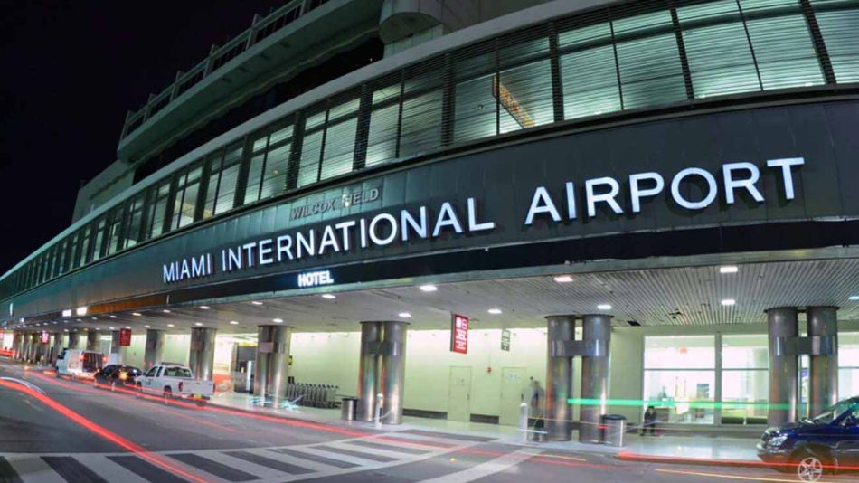 20210704_miami_aeropuerto_cedoc_g