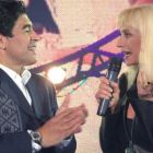 Raffaella Carra y Diego Maradona