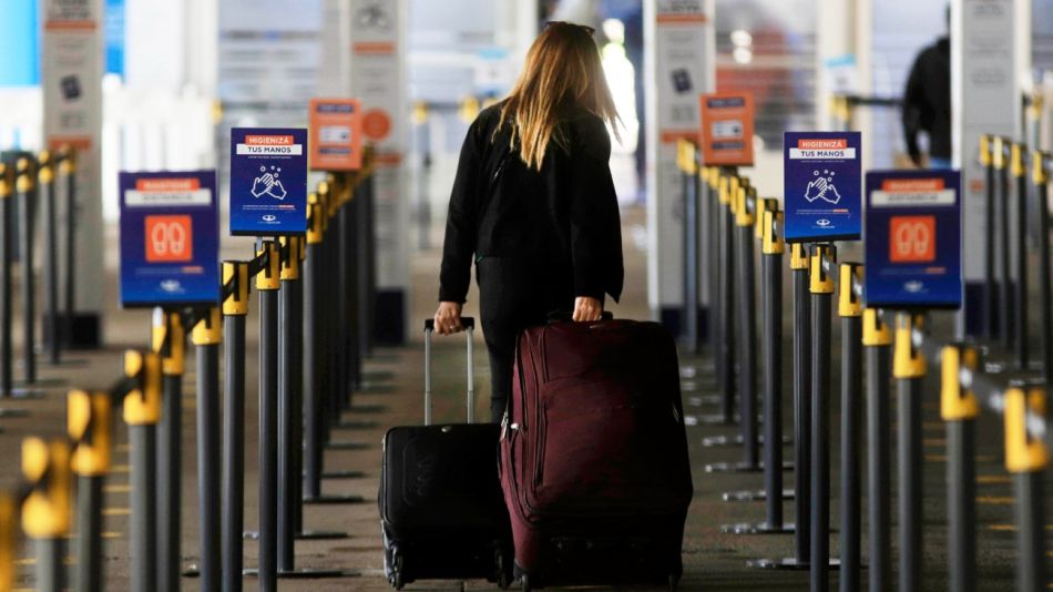 ezeiza restricciones vuelos cupo de 600 pasajeros g_20210705