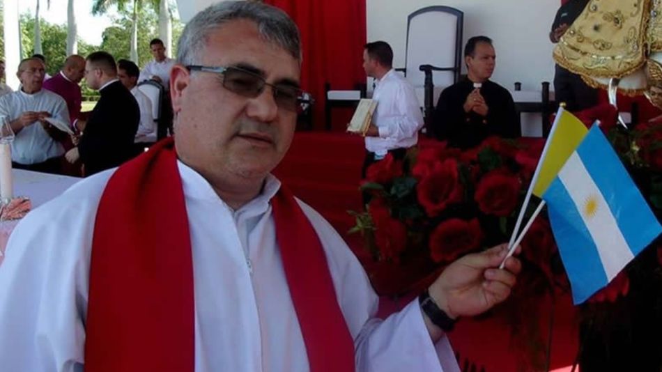Sacerdote Expulsado Vaticano