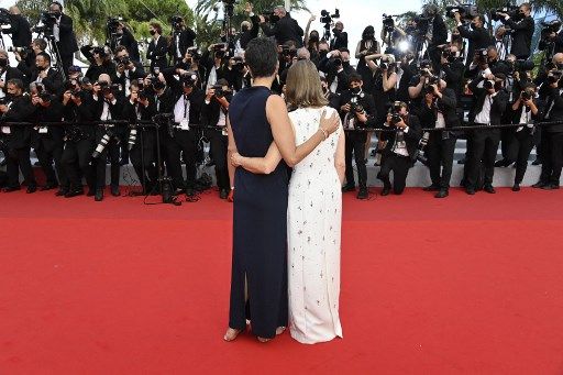 Jodie Foster y su mujer, la fotógrafa Alexandra Hedison en el Festival de Cannes 2021.