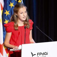 LA REINA LETIZIA DEJO QUE LEONOR Y SOFIA SE LUCIERAN