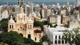 Còrdoba capital fue fundada por el comisionista sevillano Jerónimo de Cabrera.