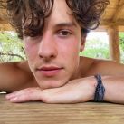 Shawn Mendes sobre los cánones de belleza: "He llegado a desarrollar dismorfia corporal"