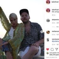 Lali Espósito viajó a Ibiza con amigos y compartió fotos en topless 