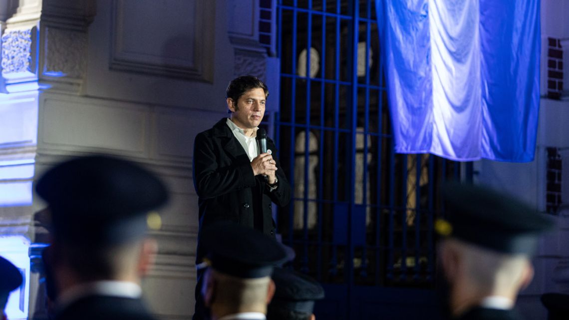 Axel Kicillof encabezó el acto por el Día de la Independencia en la ...