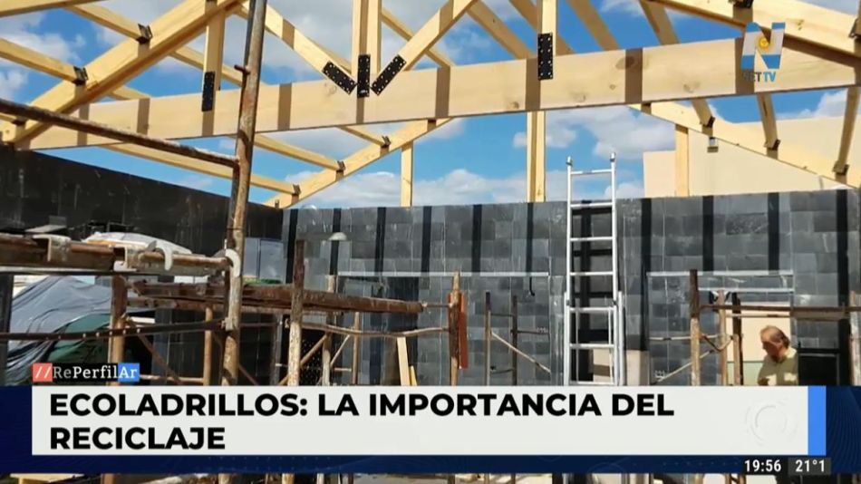 Eco-ladrillos: están hechos con material reciclado y sirven para la construcción