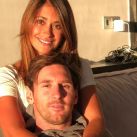 Antonela Roccuzzo y Leo Messi, entrenando juntos: baile y look de la Selección Argentina
