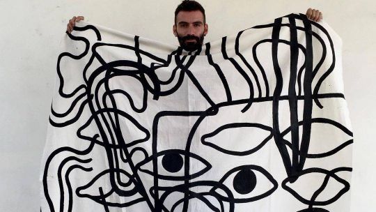 Exequiel Balut, el artista argentino que introduce sus obras en la naturaleza