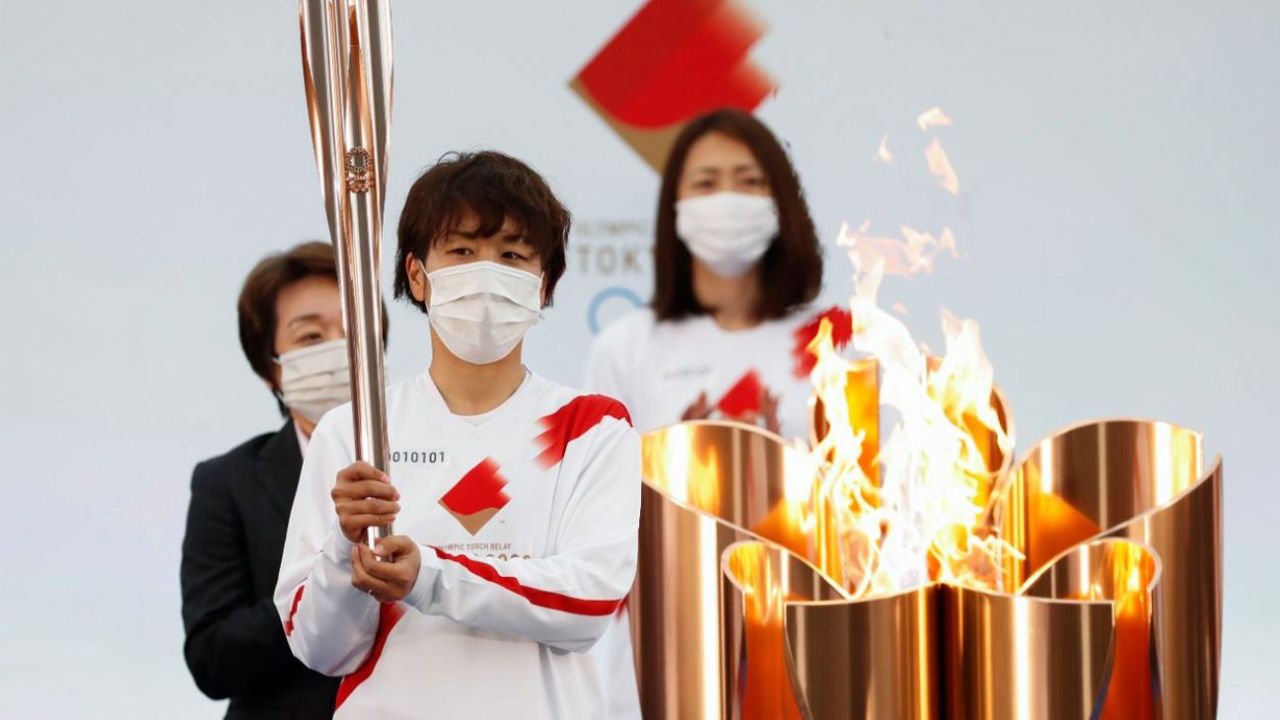 La antorcha olímpica en Tokio.  | Foto:AFP