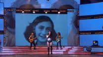 Ana Frank en un video de Showmatch