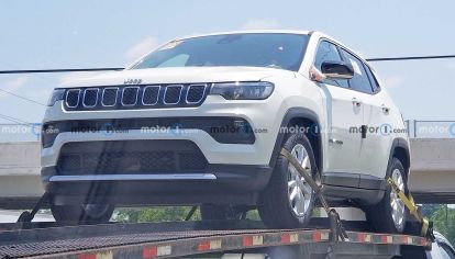 ¿Se viene un nuevo Jeep Compass híbrido?