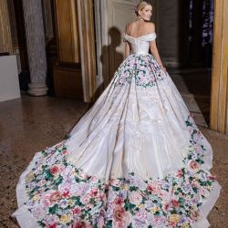 Los 5 vestidos de novia Dolce & Gabbana de Kitty Spencer