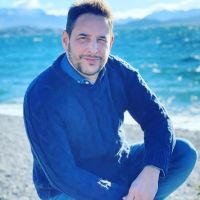 Las fotos de las vacaciones de Rodrigo Lussich y su marido en Bariloche