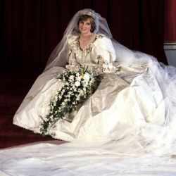 Ladi Di en su vestido de novia el 29 de julio de 1981