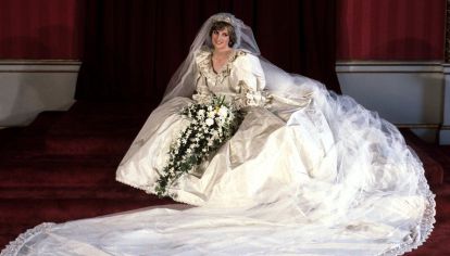 Lady Di: Su vestido de novia sigue inspirando 40 años después