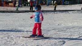 El cerro Catedral está a pleno recibiendo a esquiadores de todas las edades.