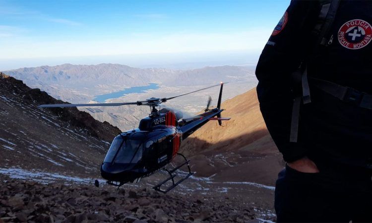 Tres andinistas fueron rescatados tras haber estado incomunicados por dos días en el Cordón del Plata, Mendoza.