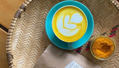 Conocé los blends libres de cafeína, naturales y de colores que revolucionan el mundo del café
