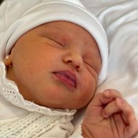 Las mejores fotos de Ana, la hija de Pampita, a dos semanas de su nacimiento