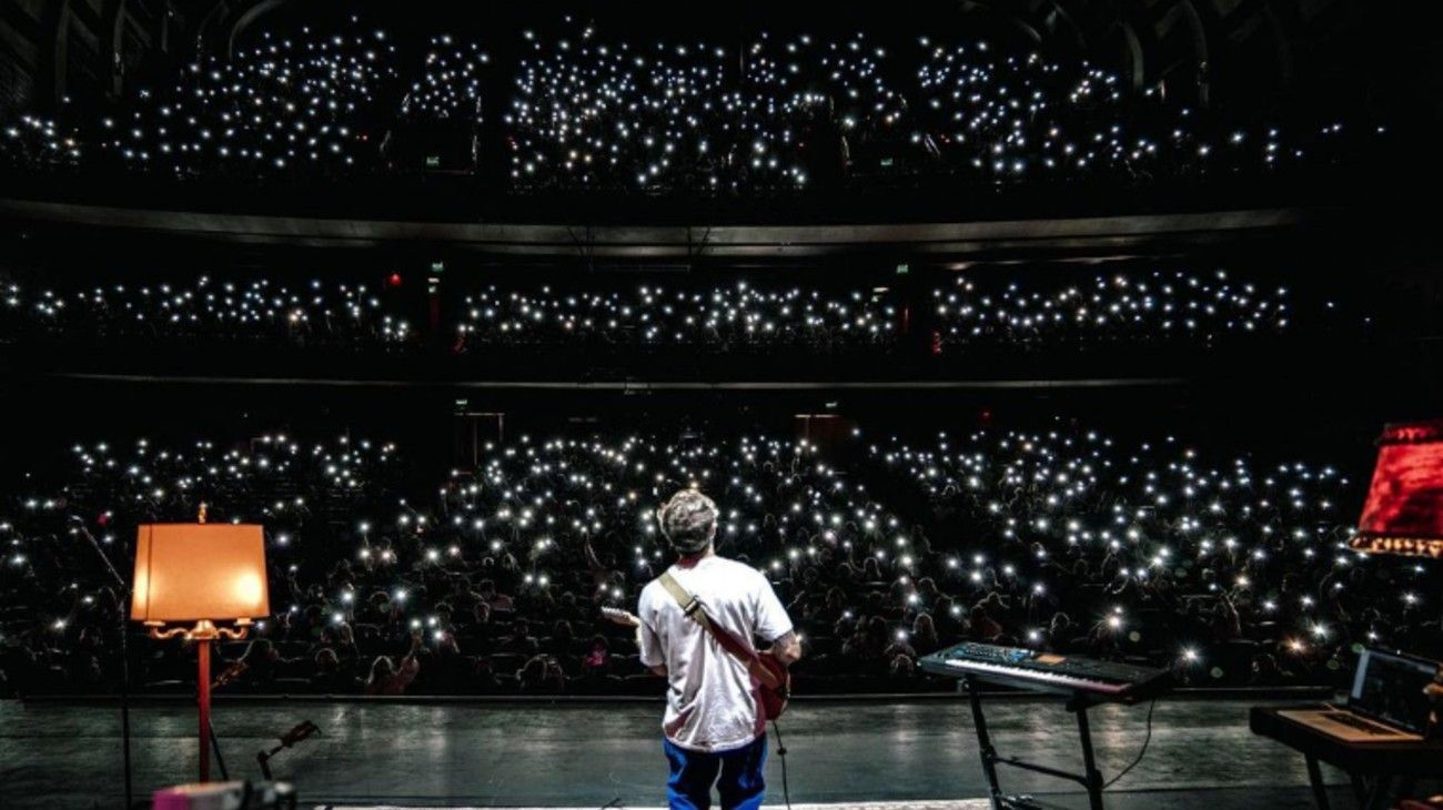 El músico Cardellino en el Gran Rex