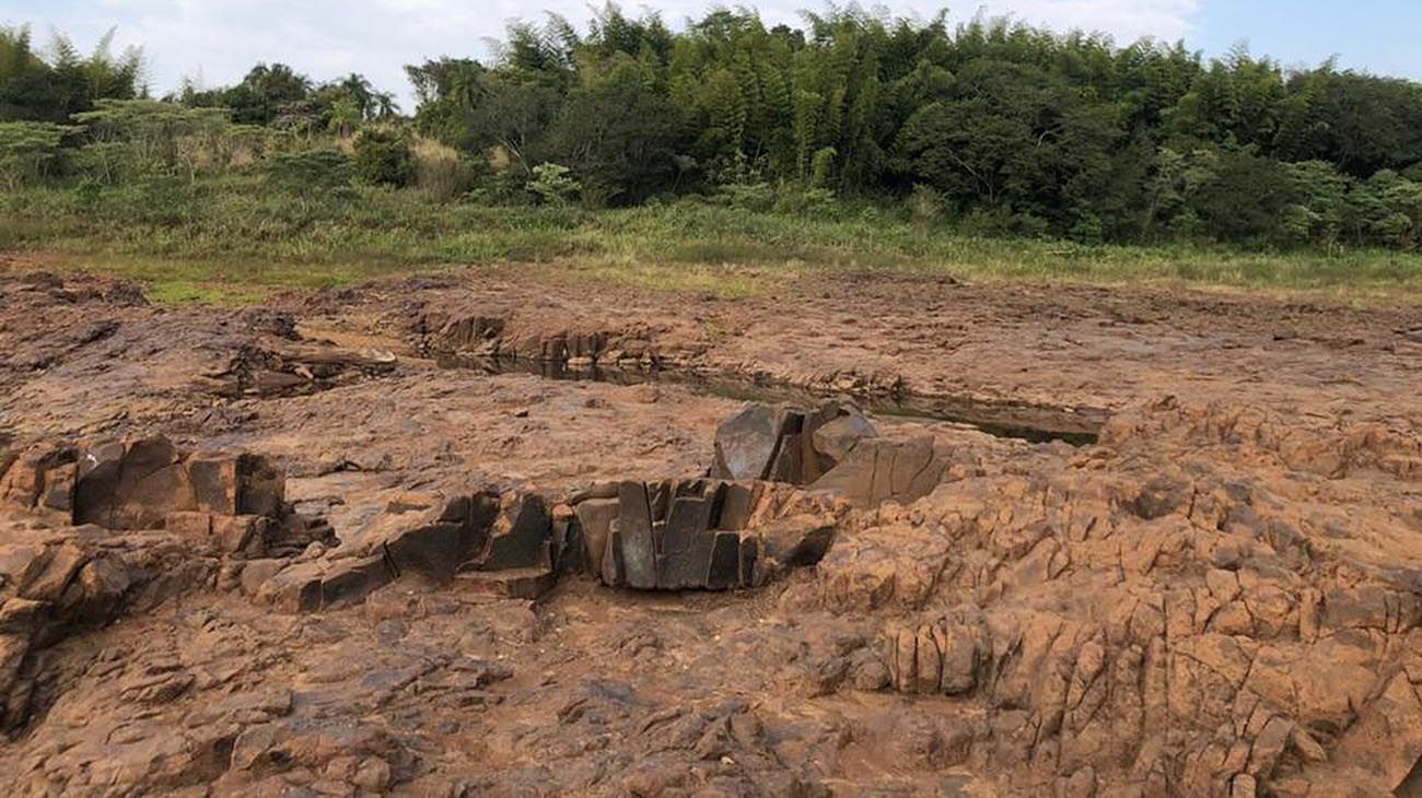 Alarma por la bajante histórica del río Paraná