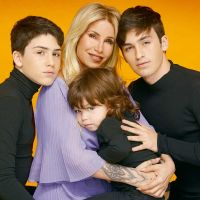 FLOR PEÑA CON SUS HIJOS TRAS LA POLEMICA