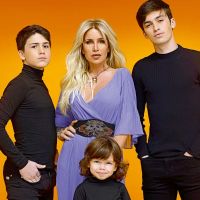 FLOR PEÑA CON SUS HIJOS TRAS LA POLEMICA