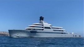 Como es de esperar, todo en este yate desborda lujo y excentricidad.