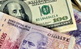 Dólares y pesos