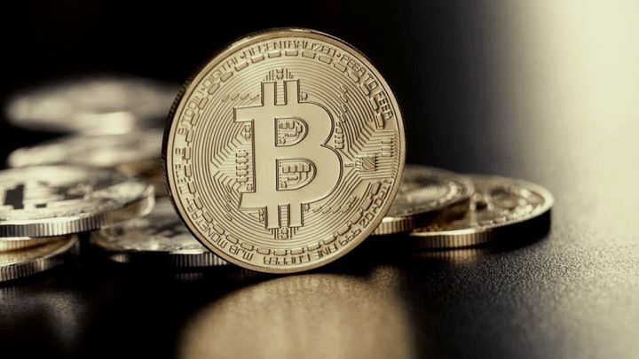 El Bitcoin cotiza a U$S 45.500 y podría seguir en alza.