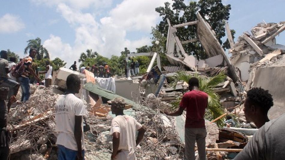 Postales de la devastación en Haití: ya hay más de 770 muertos por el violento terremoto.