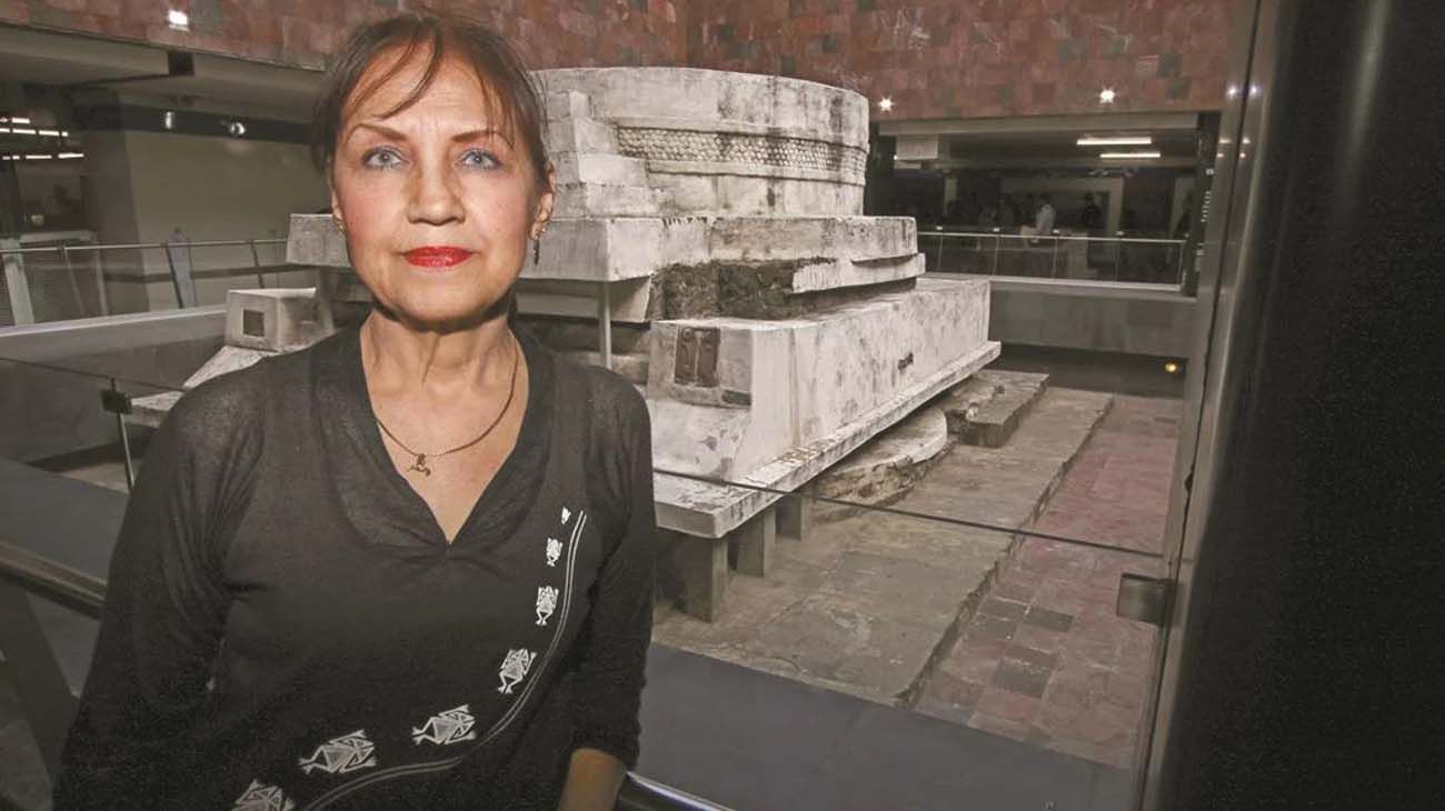 Blanca Barragán Moctezuma, heredera del rey mexicano; habla azteca.