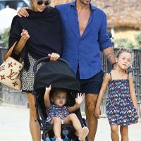 SIMEONE Y CARLA EN FORMENTERA