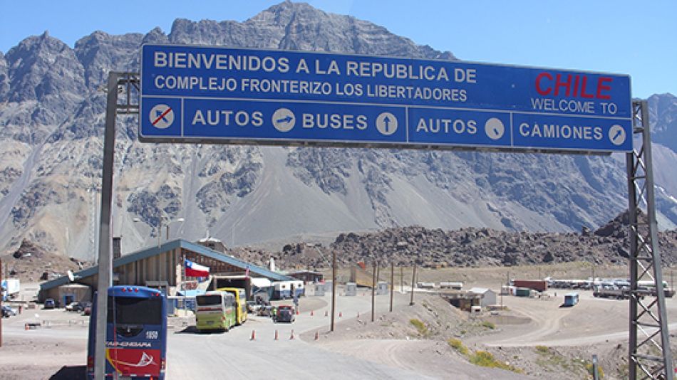 Pasos fronterizos terrestres