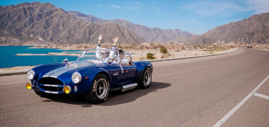Mendoza: rally de autos clásicos y un viaje en el tiempo al pie de la Cordillera
