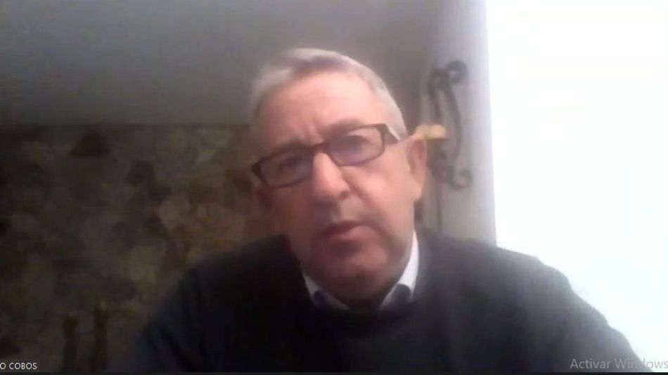 Julio Cobos Posgrado