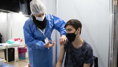 Variante Delta: para Hugo Pizzi, “hay que vacunar hasta los fines de semana"
